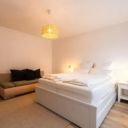 Forest Oasis With Terrace & Fast Access To Frankfurt Center And Nature דירה *